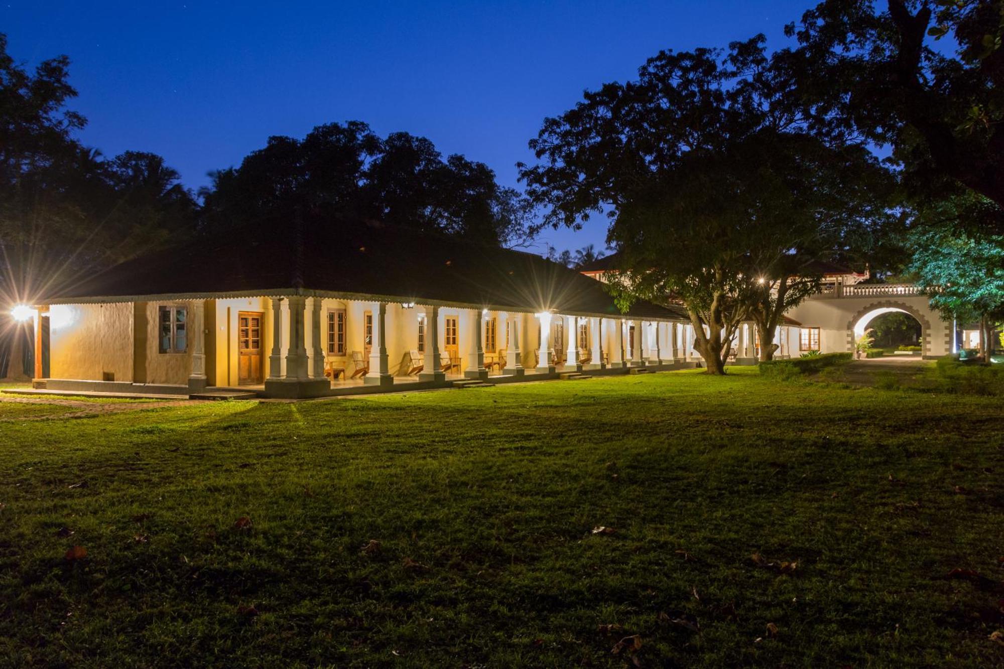 Hotel The Sanctuary At Tissawewa Anuradhapura Exterior foto